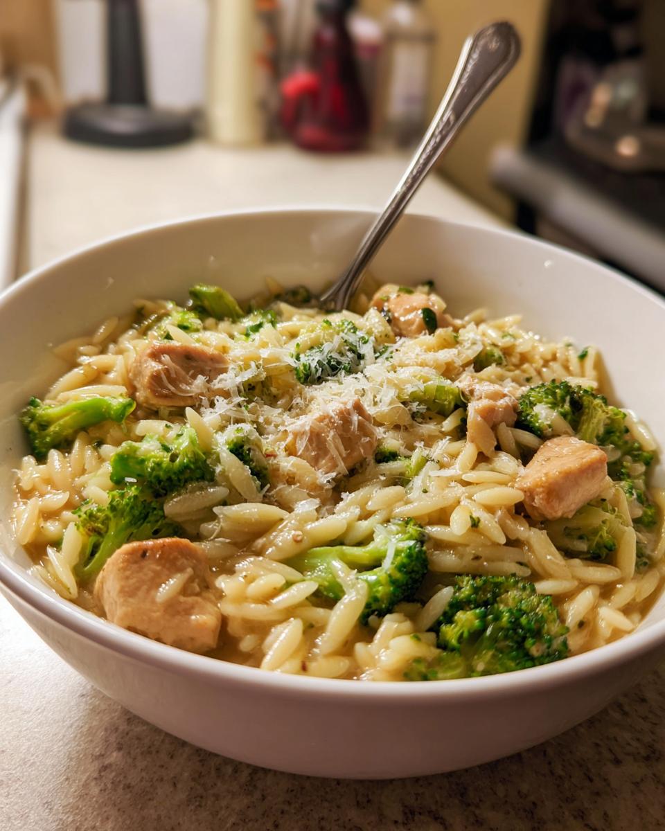 One Pot Chicken, Broccoli, and Orzo - detail 3
